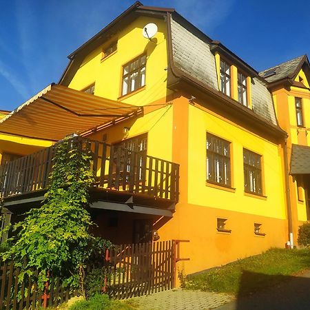 Penzion Hodky Svetla pod Jestedem Exterior photo
