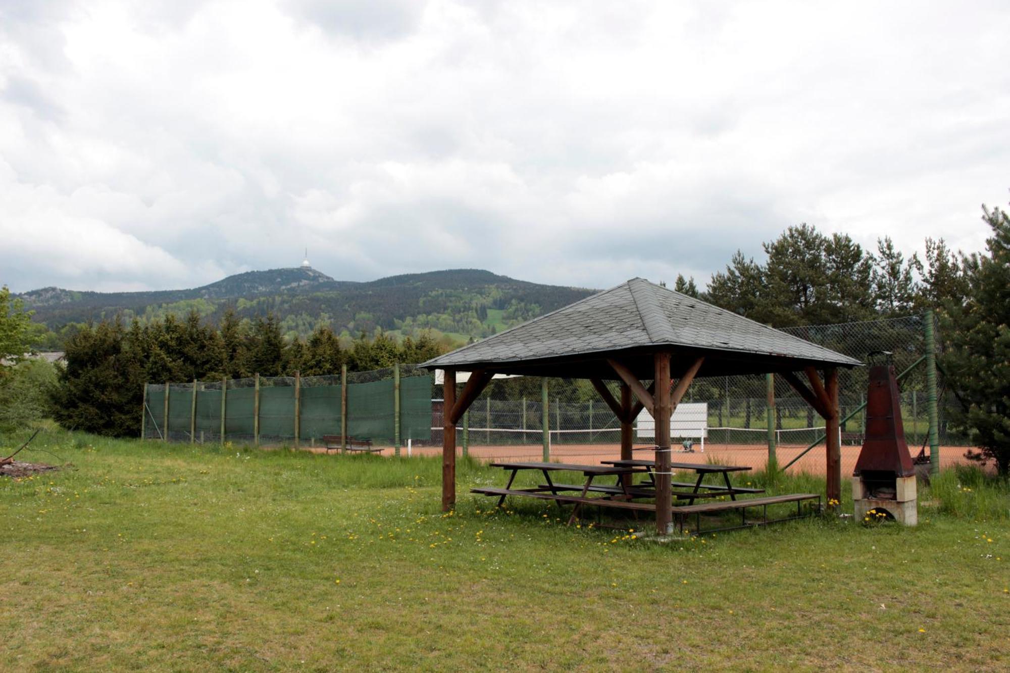 Penzion Hodky Svetla pod Jestedem Exterior photo